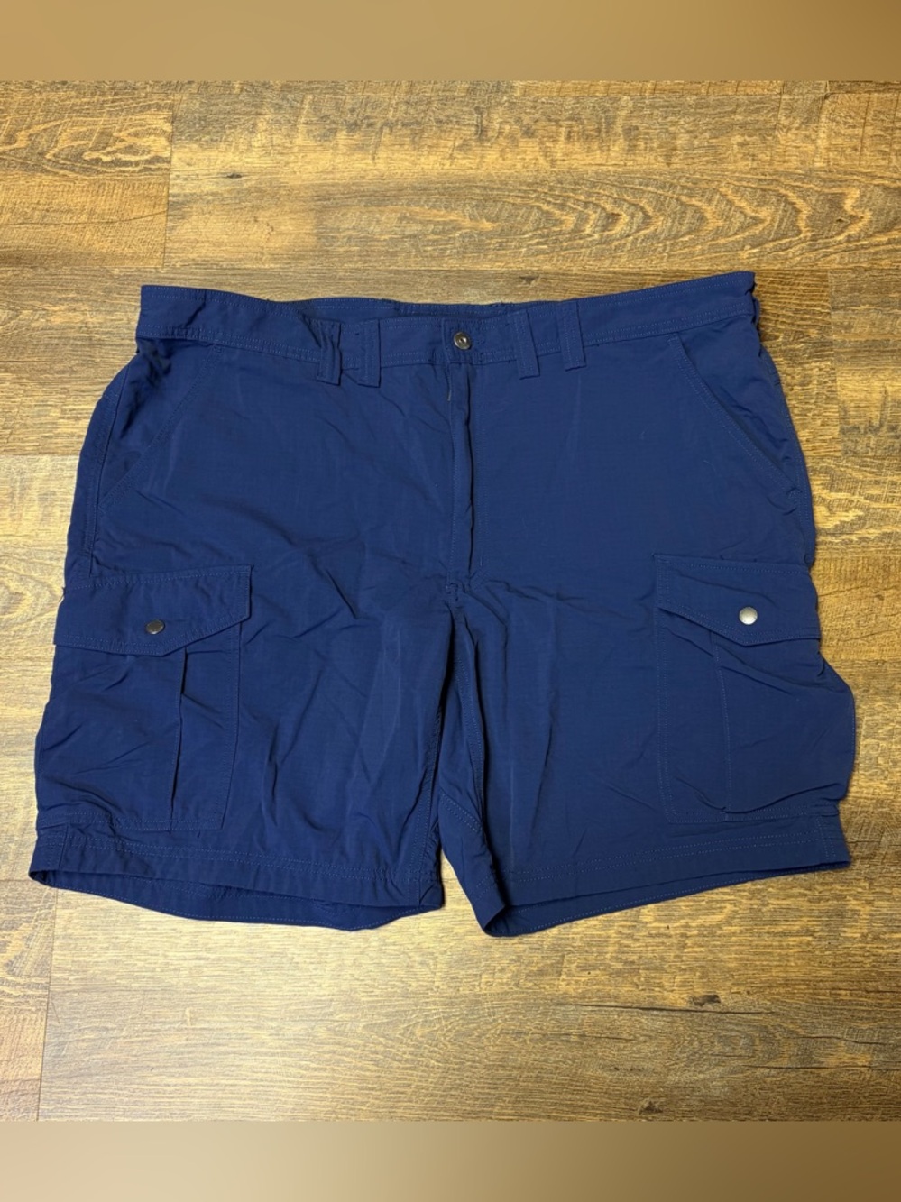 Duluth Trading Armachillo Cooling Relaxed Fit 9" Cargo Shorts Mens 44 Blue
